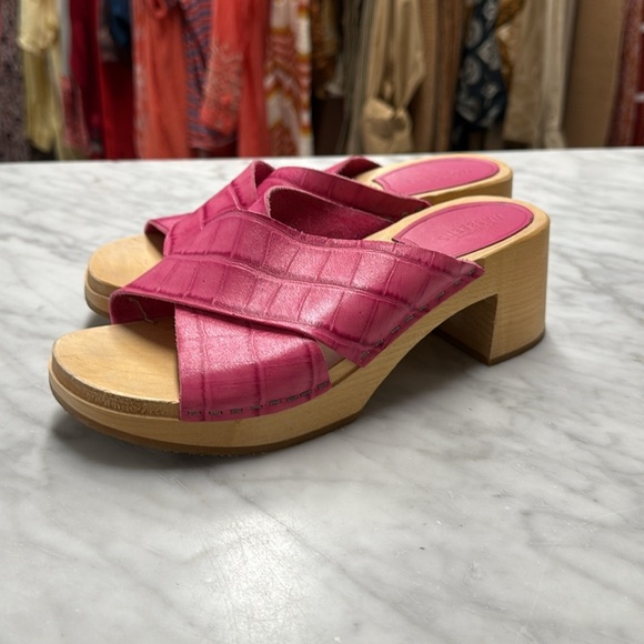 Anthropologie Swedish Hasbeens Anette Pink Wooden Heeled Skip On Clog Sandal 39 - Picture 4 of 10